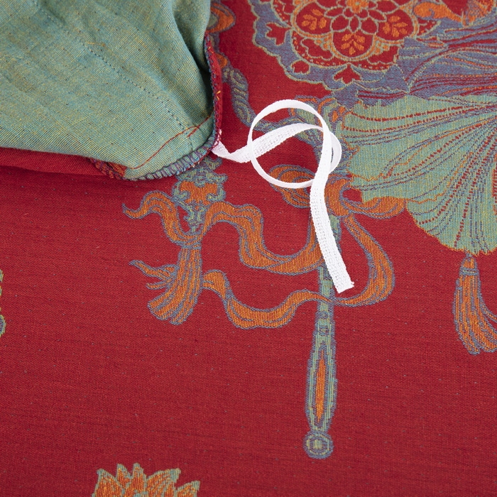 91家纺网 家纺一手货源 找家纺 鲁爱 2025新款全棉色织双层纱纽扣款四件套 荷塘月色