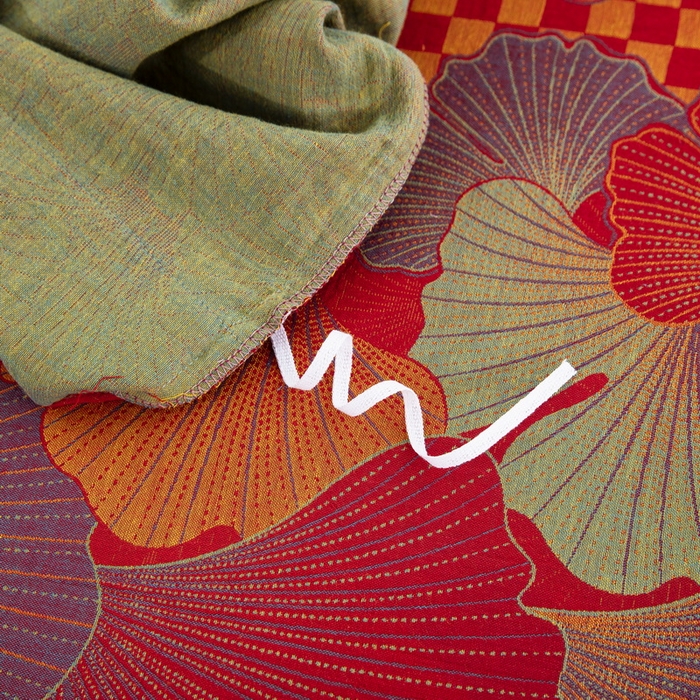 91家纺网 家纺一手货源 找家纺 鲁爱 2025新款全棉色织双层纱纽扣款四件套 银彬乡恋-红