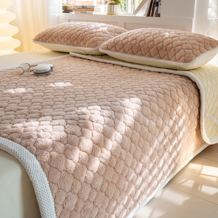 花言狐语 2025新款北极绒保暖夹棉加厚床褥-大床 驼色