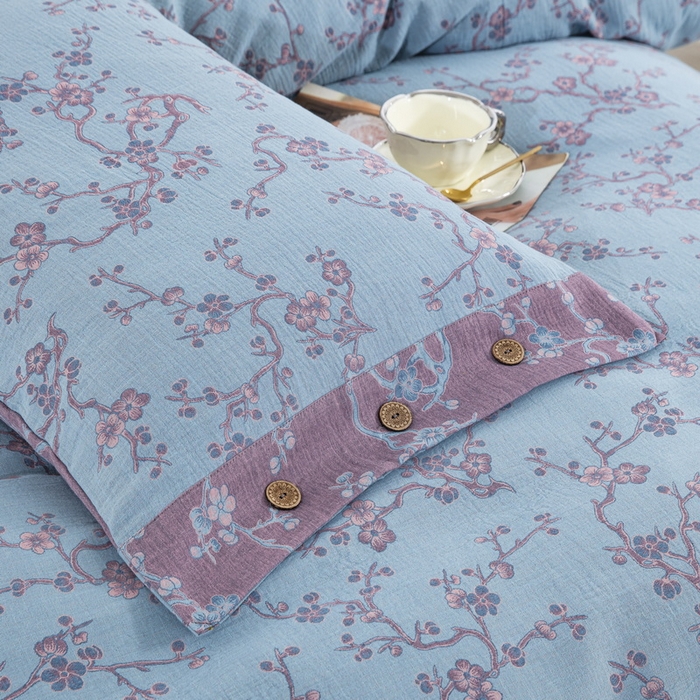 91家纺网 家纺一手货源 找家纺 鲁爱 2025新款全棉色织双层纱纽扣款四件套 梅醉春秋-兰