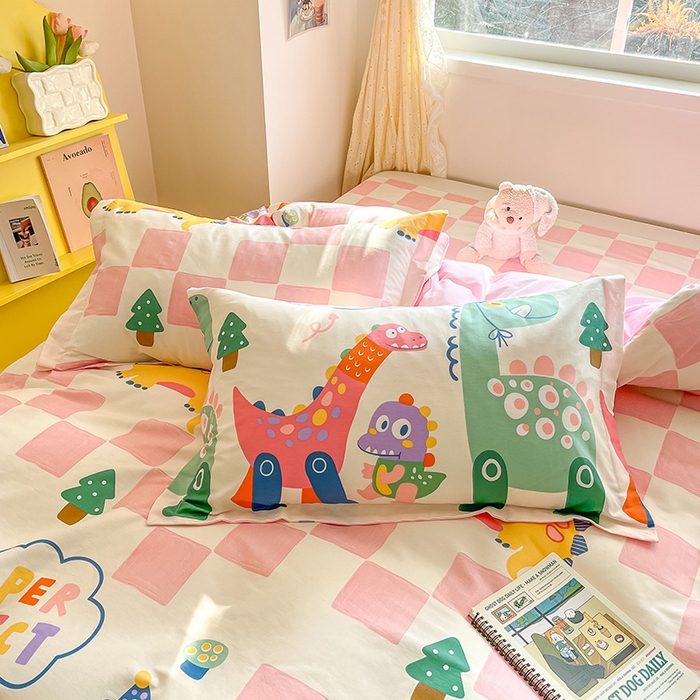 91家纺网 家纺一手货源 找家纺 绵庭家纺 2024新款全棉印花四件套 恐龙迎新会 红