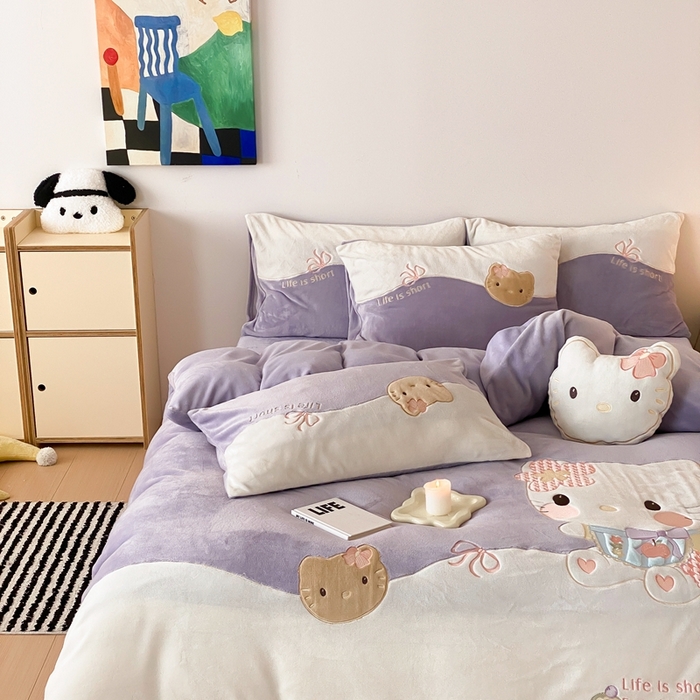 91家纺网 家纺一手货源 找家纺 （总）朗莎家纺 2024新款230g高克重贴布绣牛奶绒四件套