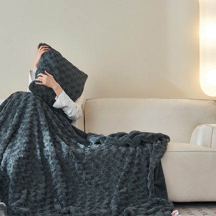 91家纺网 家纺一手货源 找家纺 秀色家纺 2025新款A类双面300g兔毛加厚冬季盖毯沙发毯子办公室午睡小绒毯 朵拉杏花粉