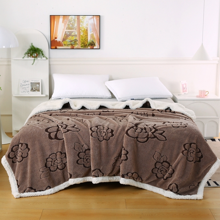 91家纺网 家纺一手货源 找家纺 巴木赫 2024新款提花朵朵绒双层羊羔绒毯 咖啡