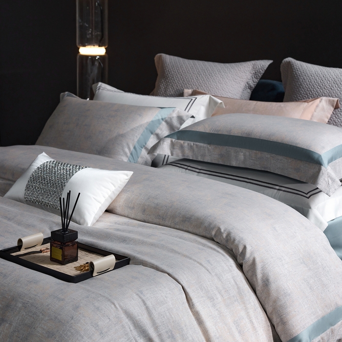 91家纺网 家纺一手货源 找家纺 榻尚家居 2024新款贡缎匹马棉全棉色织大提花四件套 誓约 蓝