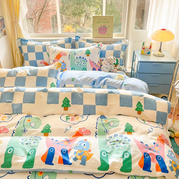 91家纺网 家纺一手货源 找家纺 绵庭家纺 2024新款全棉印花四件套 恐龙迎新会 蓝