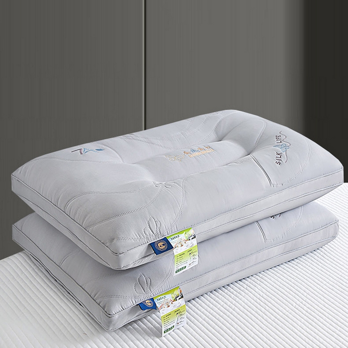 91家纺网 家纺一手货源 找家纺 佳尚枕芯 2024新款蚕丝乳胶护颈枕枕头枕芯 蚕丝乳胶枕灰色