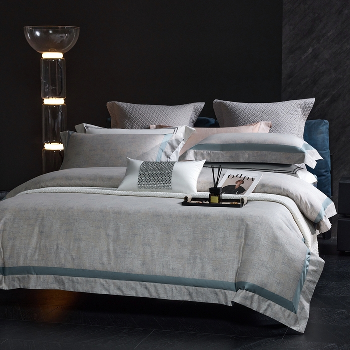 91家纺网 家纺一手货源 找家纺 榻尚家居 2024新款贡缎匹马棉全棉色织大提花四件套 誓约 蓝