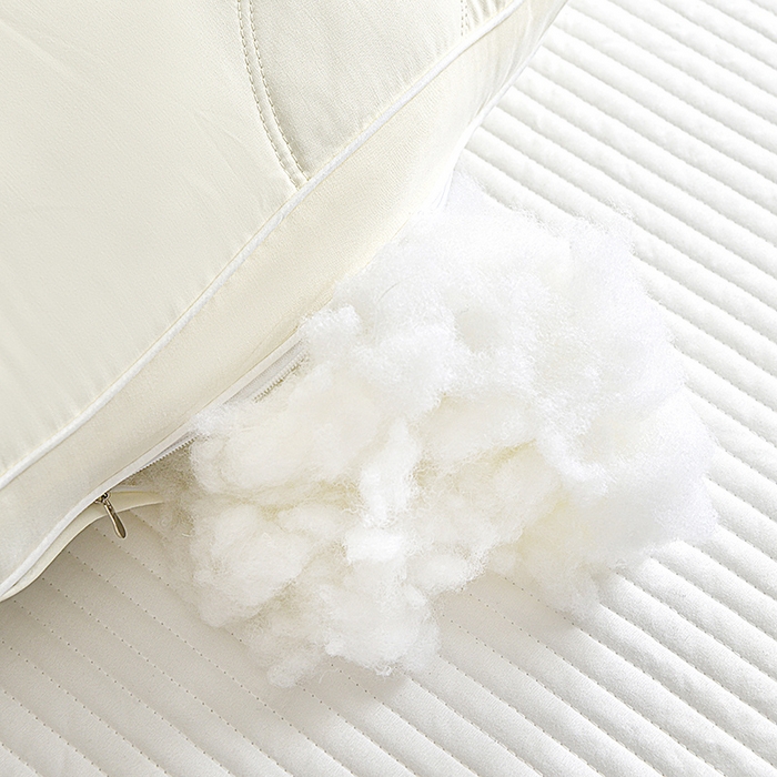 91家纺网 家纺一手货源 找家纺 佳尚枕芯 2024新款蚕丝乳胶护颈枕枕头枕芯 蚕丝乳胶枕米白