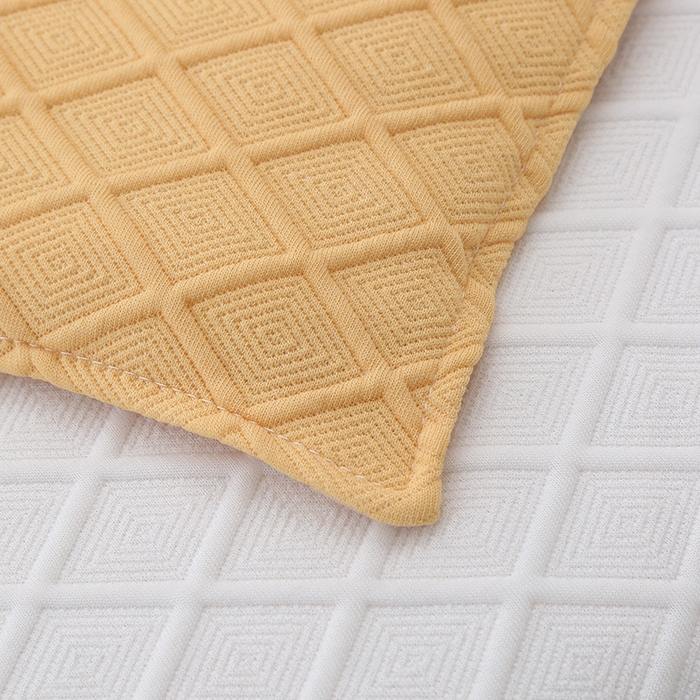 91家纺网 家纺一手货源 找家纺 琪宝阁 2024新款莫代尔针织棉美 容床罩套件-华夫格  黄色