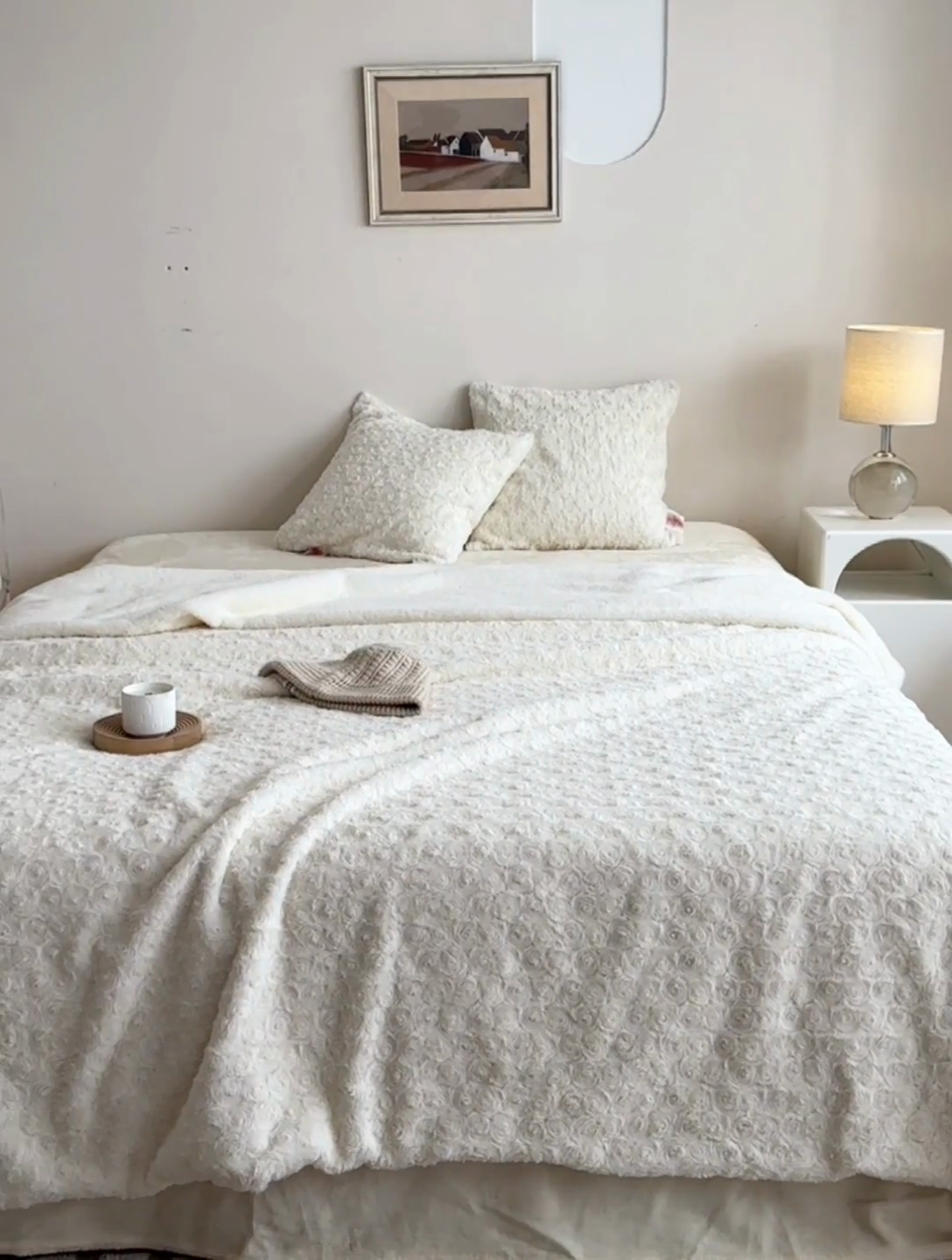 91家纺网 家纺一手货源 找家纺 秀色家纺 2025新款A类双面300g兔毛加厚冬季盖毯沙发毯子办公室午睡小绒毯 朵拉杏花粉