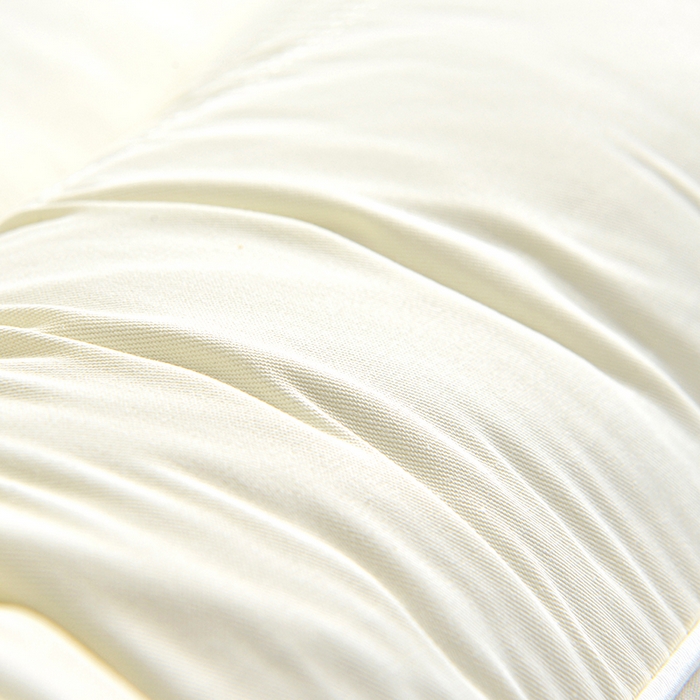 91家纺网 家纺一手货源 找家纺 佳尚枕芯 2024新款蚕丝乳胶护颈枕枕头枕芯 蚕丝乳胶枕米白