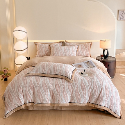 91家纺网 家纺一手货源 找家纺 （总）民新家纺 2025新款雕花牛奶绒四件套