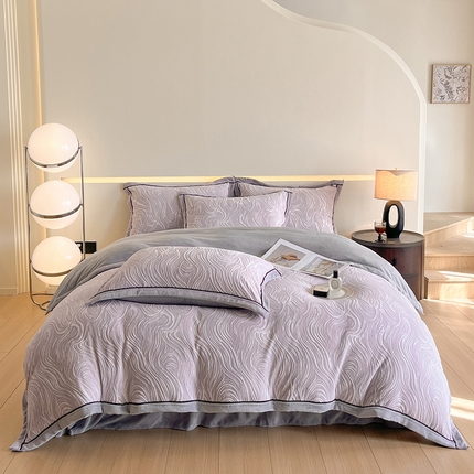 91家纺网 家纺一手货源 找家纺 （总）民新家纺 2025新款雕花牛奶绒四件套