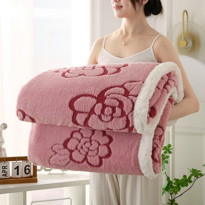 91家纺网 家纺一手货源 找家纺 巴木赫 2024新款提花朵朵绒双层羊羔绒毯 粉色