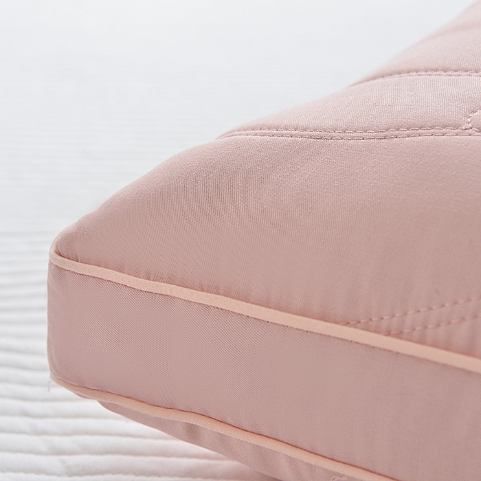 91家纺网 家纺一手货源 找家纺 佳尚枕芯 2024新款蚕丝乳胶护颈枕枕头枕芯 蚕丝乳胶枕粉色