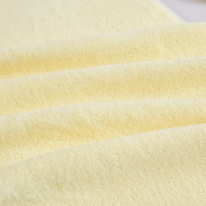 91家纺网 家纺一手货源 找家纺 悦然毛巾被 2024新款云柔亲肤全棉家用毛巾 段格-米黄
