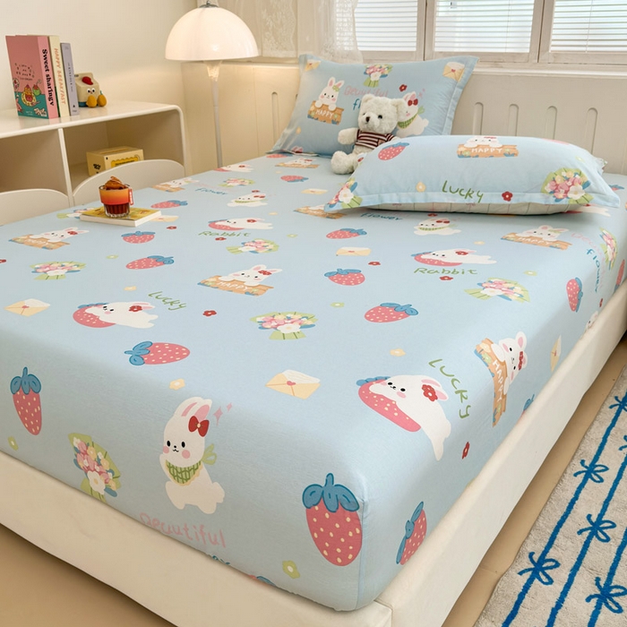 91家纺网 家纺一手货源 找家纺 绵庭家纺 2025新款全棉印花单床笠系列 奇趣欢乐园-蓝