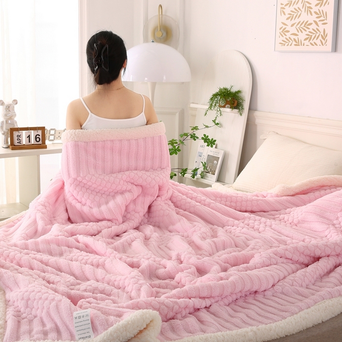 91家纺网 家纺一手货源 找家纺 巴木赫 2024新款舒棉绒点点塔芙绒双层羊羔绒毯 粉色