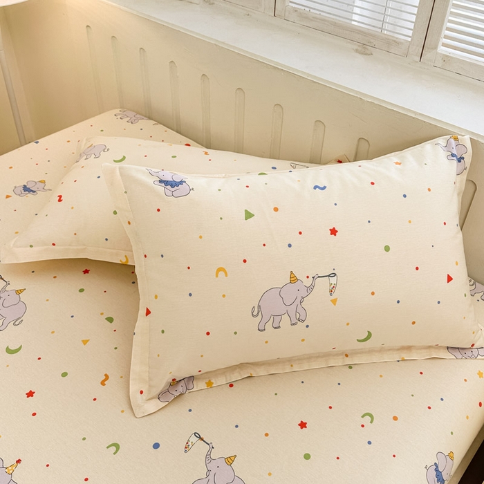 91家纺网 家纺一手货源 找家纺 绵庭家纺 2025新款全棉印花单枕套系列 彩点小象