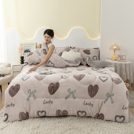 91家纺网 家纺一手货源 找家纺 （总）2025新款亲肤舒适塔芙绒保暖冬被被子被芯