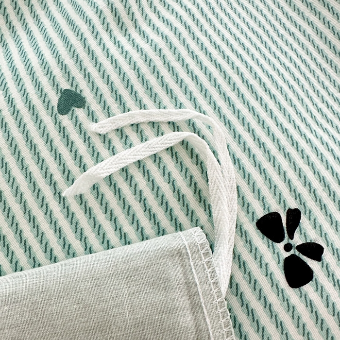 91家纺网 家纺一手货源 找家纺 绵庭家纺 2025新款全棉印花四件套系列 绿底蝴蝶结