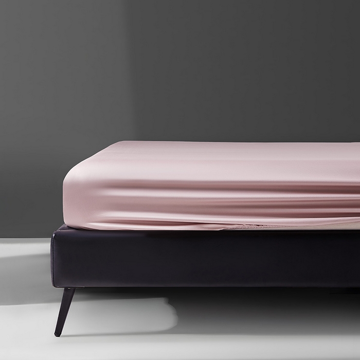 91家纺网 家纺一手货源 找家纺 轩和家居 2024新款A类70支长绒棉床笠 画眉粉