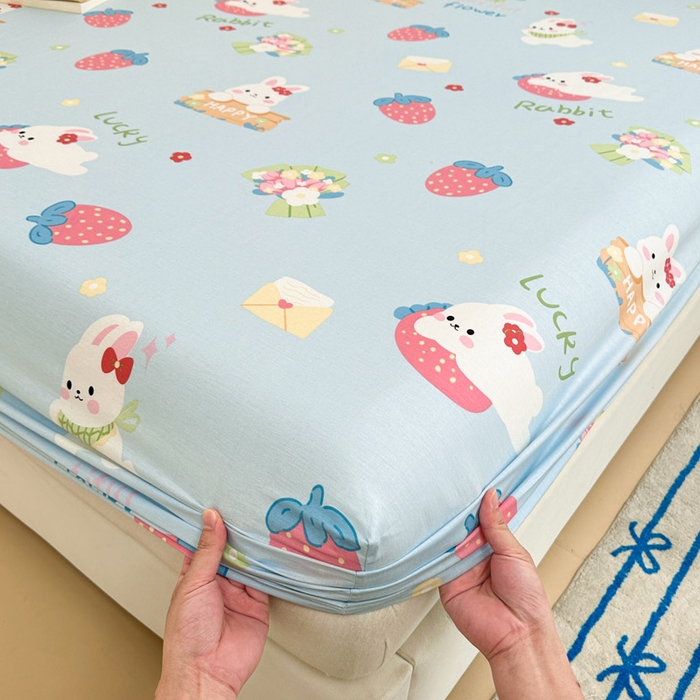 91家纺网 家纺一手货源 找家纺 绵庭家纺 2025新款全棉印花单床笠系列 奇趣欢乐园-蓝