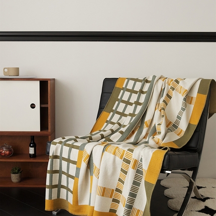 91家纺网 家纺一手货源 找家纺 暖绵绵家纺 2025新款亲肤舒适兔绒纱毛毯-奥芙格（最低零售价：143元） 奥芙格-黄色