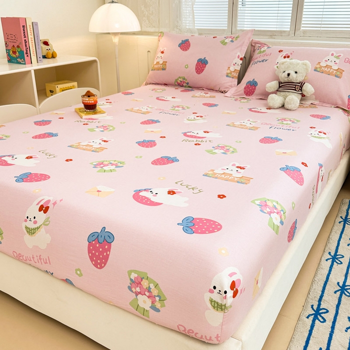 91家纺网 家纺一手货源 找家纺 绵庭家纺 2025新款全棉印花单床笠系列 奇趣欢乐园-粉