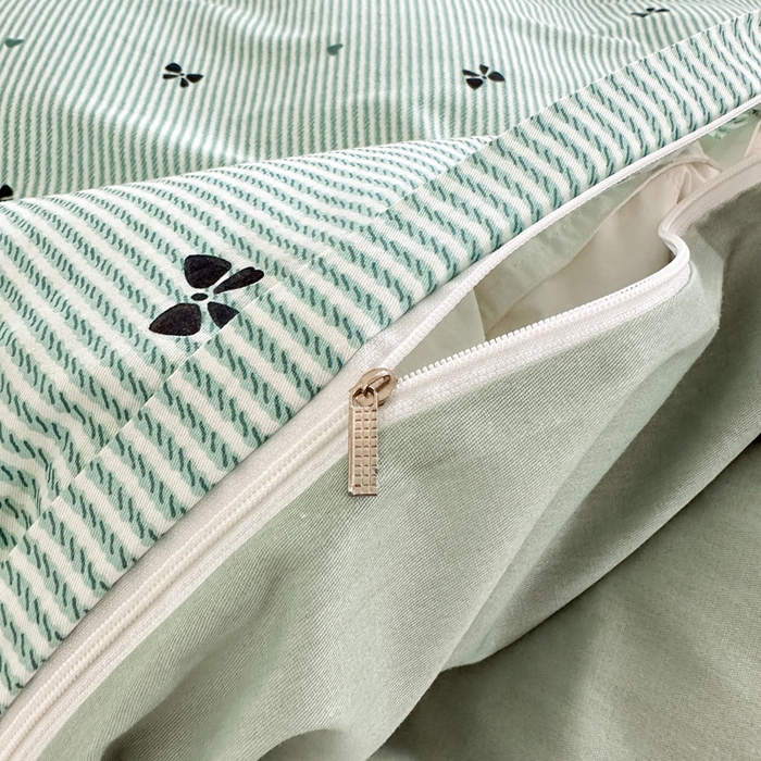 91家纺网 家纺一手货源 找家纺 绵庭家纺 2025新款全棉印花四件套系列 绿底蝴蝶结