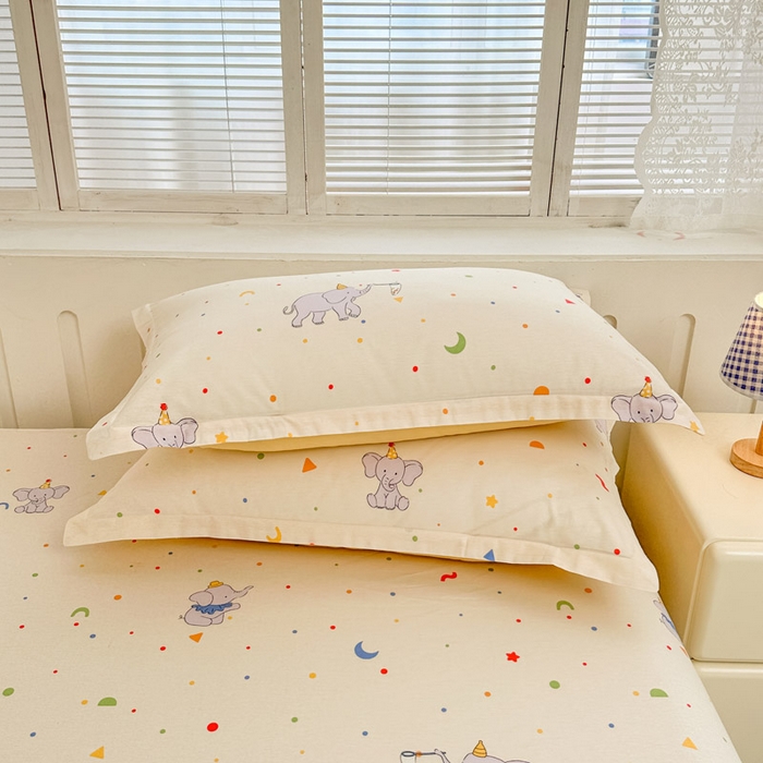 91家纺网 家纺一手货源 找家纺 绵庭家纺 2025新款全棉印花单枕套系列 彩点小象