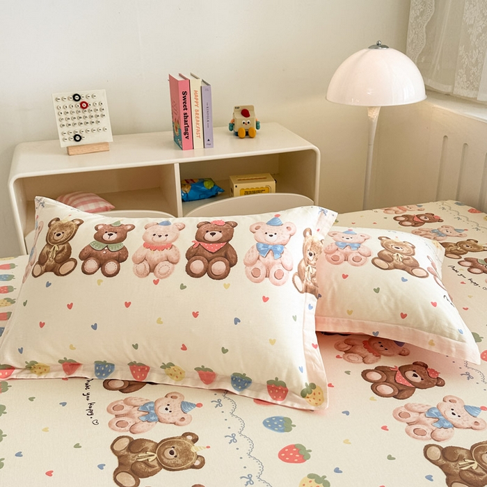 91家纺网 家纺一手货源 找家纺 绵庭家纺 2025新款全棉印花单枕套系列 浪漫熊仔