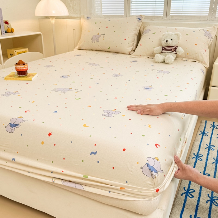 91家纺网 家纺一手货源 找家纺 绵庭家纺 2025新款全棉印花单床笠系列 彩点小象