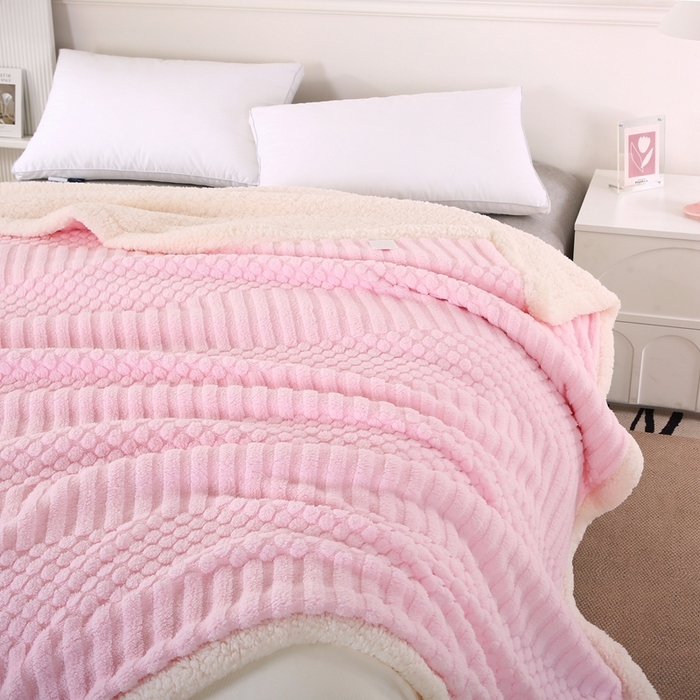 91家纺网 家纺一手货源 找家纺 巴木赫 2024新款舒棉绒点点塔芙绒双层羊羔绒毯 粉色