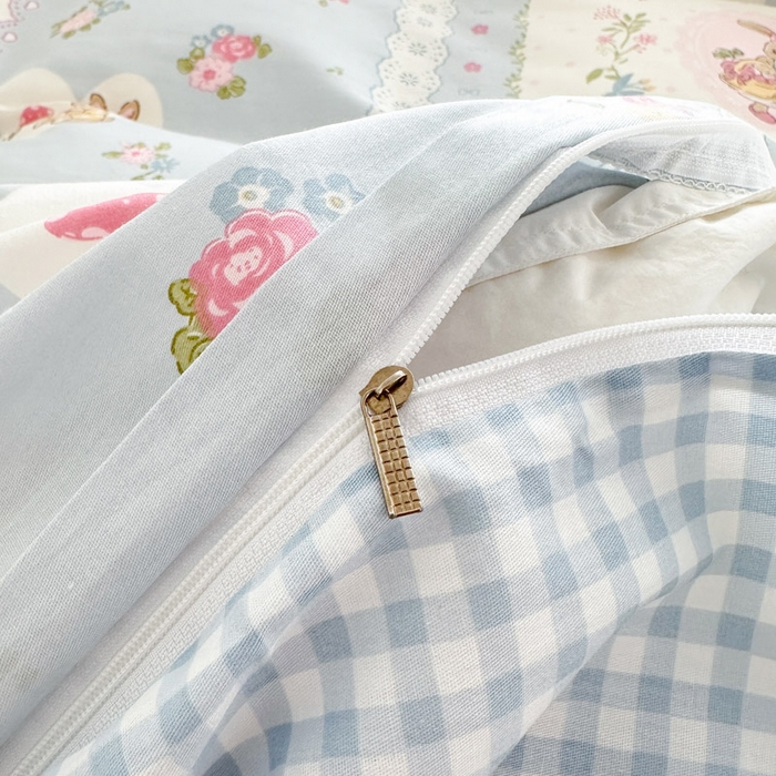 91家纺网 家纺一手货源 找家纺 绵庭家纺 2025新款全棉印花单被套系列 花从兔-兰