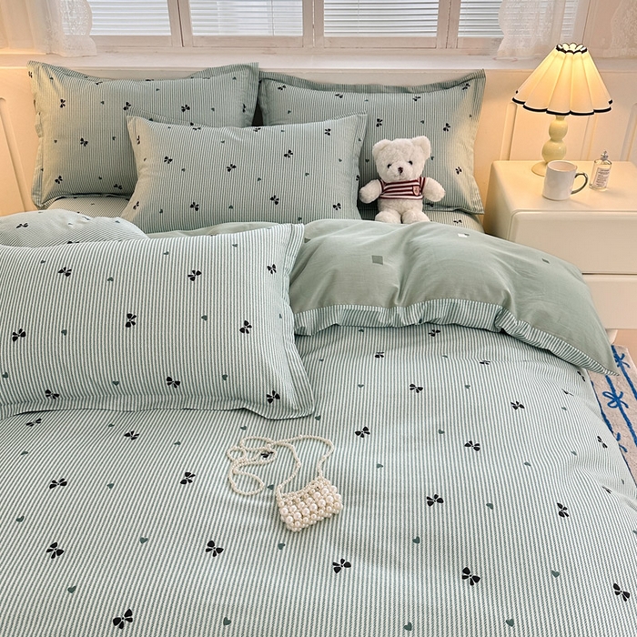 91家纺网 家纺一手货源 找家纺 绵庭家纺 2025新款全棉印花四件套系列 绿底蝴蝶结