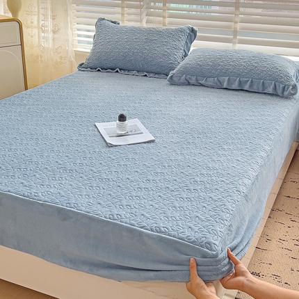 91家纺网 家纺一手货源 找家纺 （总）漫时光 2025新款230g纯色牛奶绒夹棉床笠