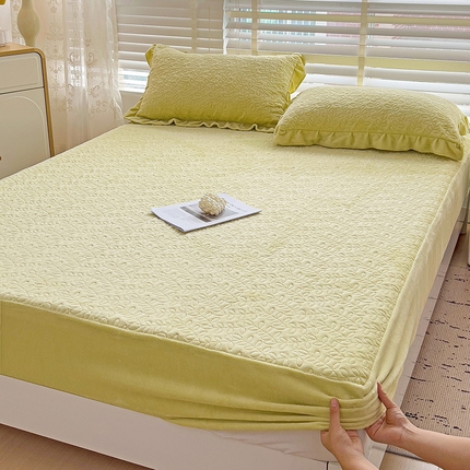 91家纺网 家纺一手货源 找家纺 （总）漫时光 2025新款230g纯色牛奶绒夹棉床笠