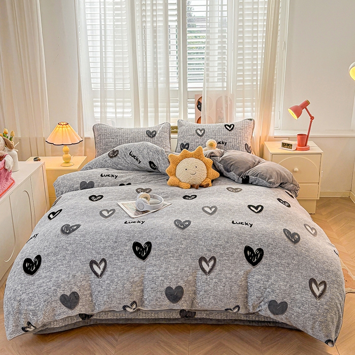 91家纺网 家纺一手货源 找家纺 喜居 2024新款宝宝牛奶绒印花单被套 幸运心