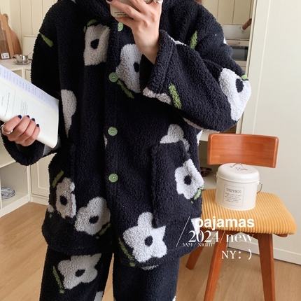 91家纺网 家纺一手货源 找家纺  （总）纽约生活 2024新款米粒绒套装