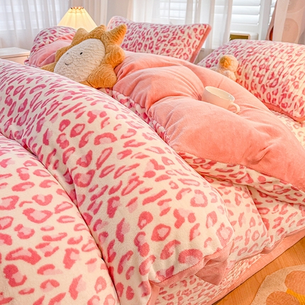 91家纺网 家纺一手货源 找家纺 （总）喜居 2024新款宝宝牛奶绒印花单被套