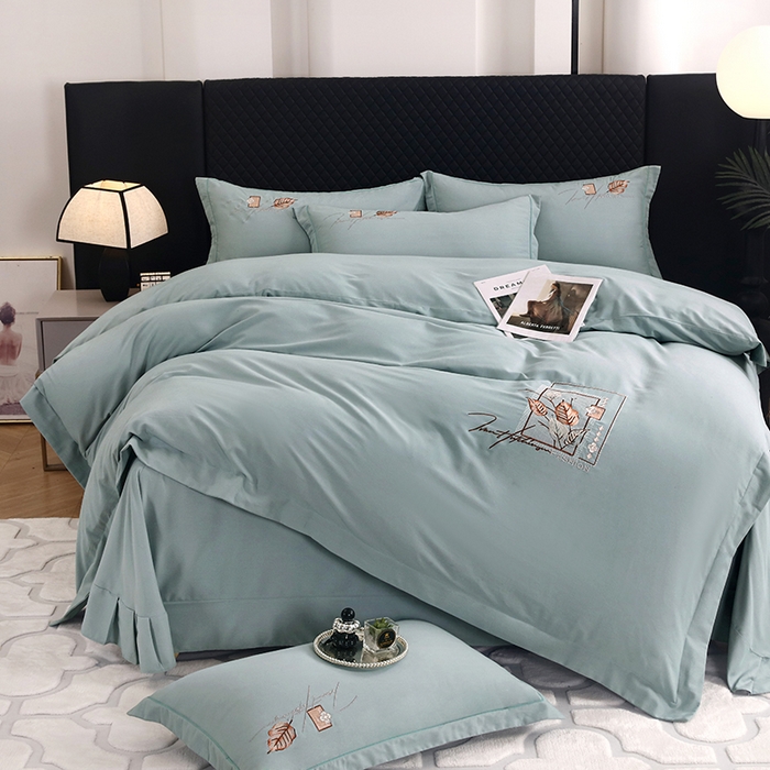 91家纺网 家纺一手货源 找家纺 金纱玉纺家纺 2024新款素色加厚公艺绣花四件套 叶香风暖-灰绿