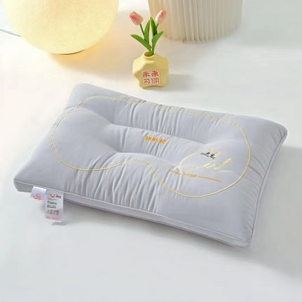 91家纺网 家纺一手货源 找家纺 （总）佳尚枕芯 2025新款秋冬暖绒护颈助眠绣花猫肚枕头枕芯