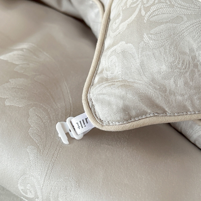 91家纺网 家纺一手货源 找家纺 龙图家纺 2024新款80支全棉贡缎蚕丝被-玉如意 玉如意-灰色