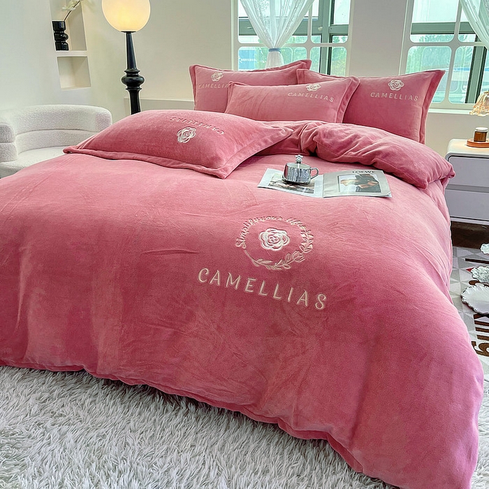 91家纺网 家纺一手货源 找家纺 （总）眠优居 商2024牛奶绒四件套秋冬季加厚珊瑚绒高级感刺绣直播爆款