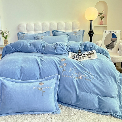 91家纺网 家纺一手货源 找家纺 （总）眠优居 2024牛奶棉宽边刺绣四件套牛奶绒法莱绒宝宝绒套件