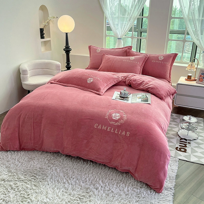 91家纺网 家纺一手货源 找家纺 （总）眠优居 商2024牛奶绒四件套秋冬季加厚珊瑚绒高级感刺绣直播爆款