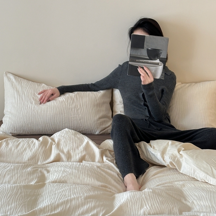 91家纺网 家纺一手货源 找家纺 （总）梦享生活家居 2024新款全棉提花树皮纹系列四件套