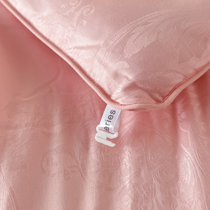 91家纺网 家纺一手货源 找家纺 龙图家纺 2024新款80支全棉贡缎蚕丝被-玉如意 玉如意-粉色